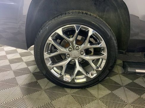 Used 2018 GMC Yukon Denali w/ Denali Ultimate Package image 37