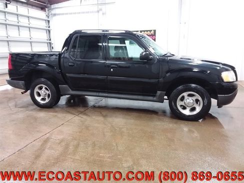 Used 2004 Ford Explorer Sport Trac Adrenalin image 2