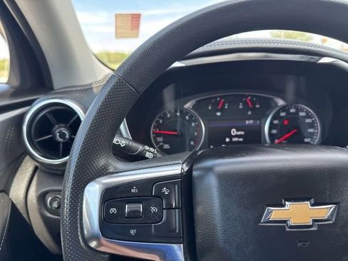 Used 2025 Chevrolet Blazer LT AWD/4WD image 12