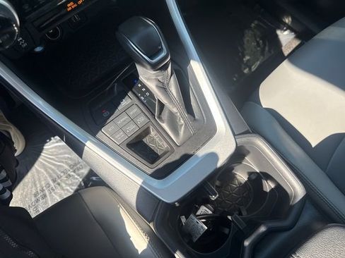 Used 2025 Toyota RAV4 XLE Premium image 35