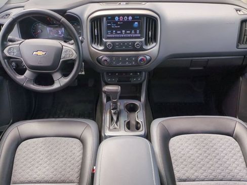 Used 2017 Chevrolet Colorado Z71 image 24