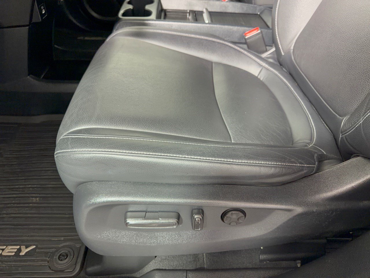 Certified 2024 Honda Odyssey EX-L image 16