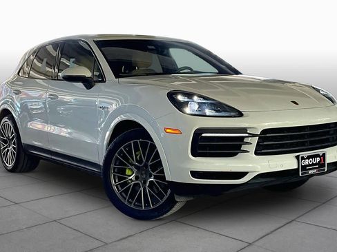 Used 2022 Porsche Cayenne E-Hybrid AWD/4WD image 5