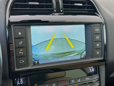 Used 2017 Jaguar F-PACE Premium AWD/4WD image 20