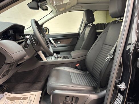 New 2025 Land Rover Discovery Sport S image 23