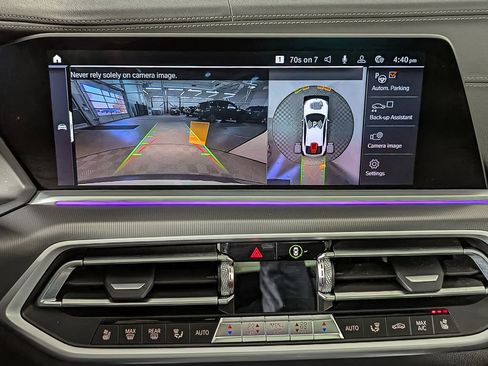 Used 2022 BMW X6 xDrive40i w/ M Sport Package image 22