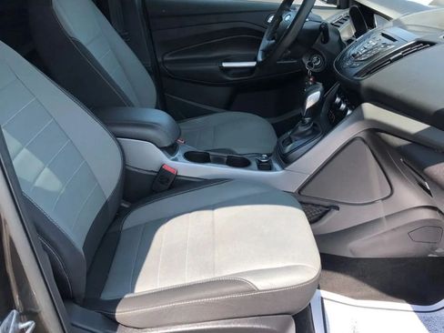Used 2016 Ford Escape SE AWD/4WD image 15