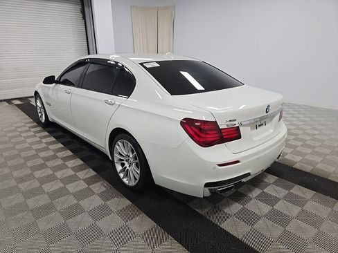 Used 2015 BMW 750Li xDrive AWD/4WD image 4