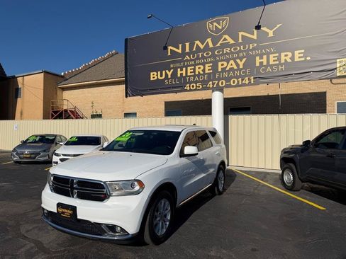 Used 2020 Dodge Durango SXT w/ 3rd Row Seating Group RWD image 3
