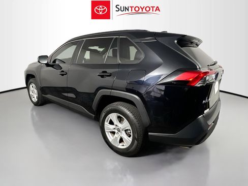 Used 2021 Toyota RAV4 XLE image 6