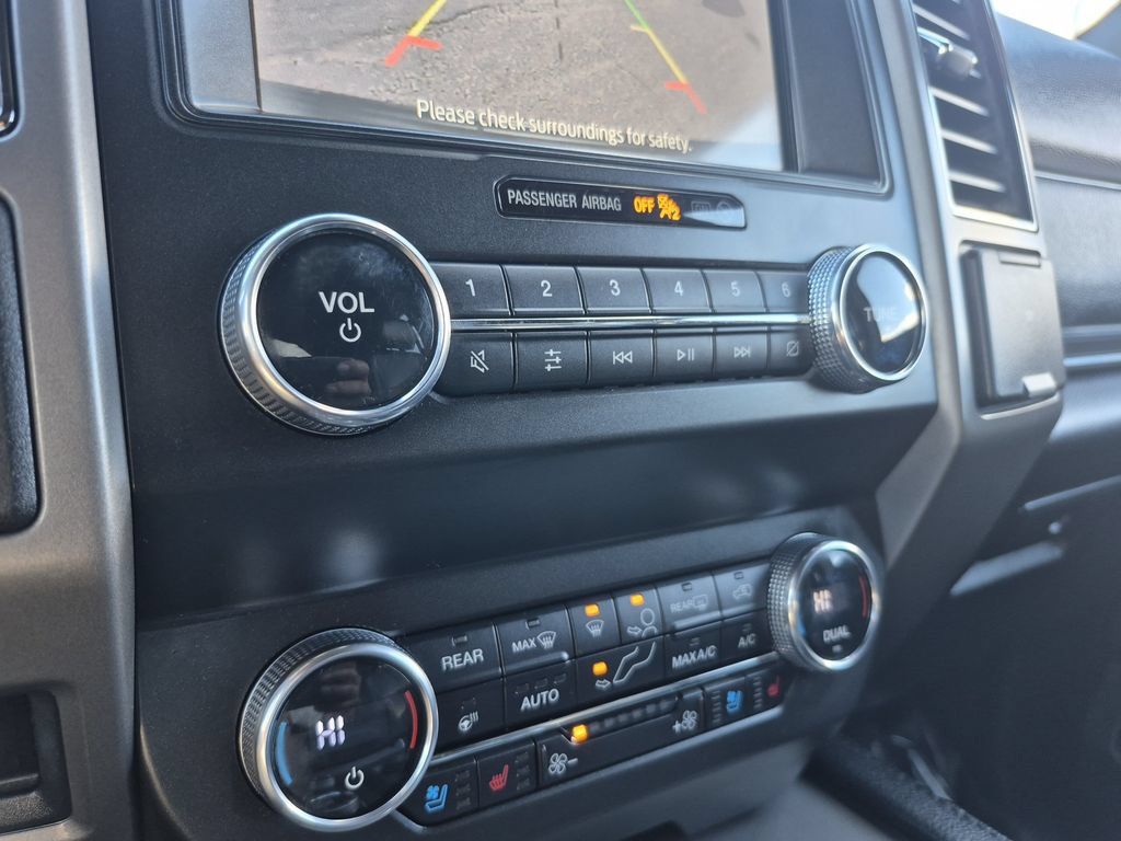 Used 2021 Ford Expedition XLT AWD/4WD image 26