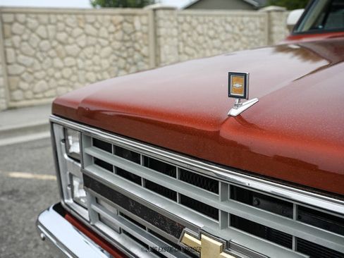 Used 1987 Chevrolet C/K Truck 2500 RWD image 72