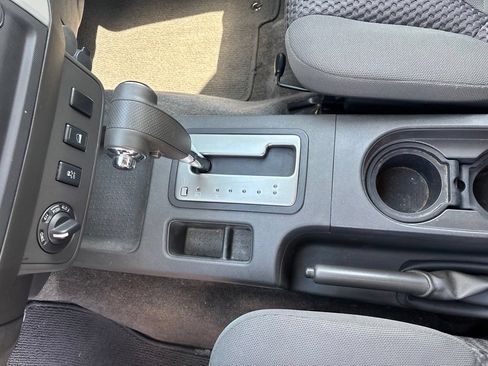 Used 2012 Nissan Frontier SV AWD/4WD image 11