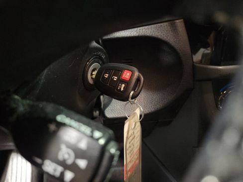 Used 2016 Toyota Corolla S FWD image 15