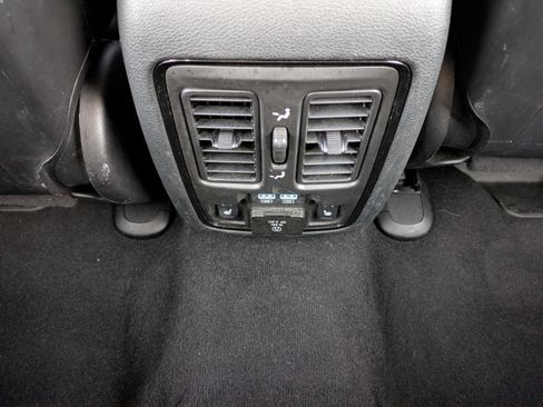 Used 2024 Dodge Durango GT AWD/4WD image 15