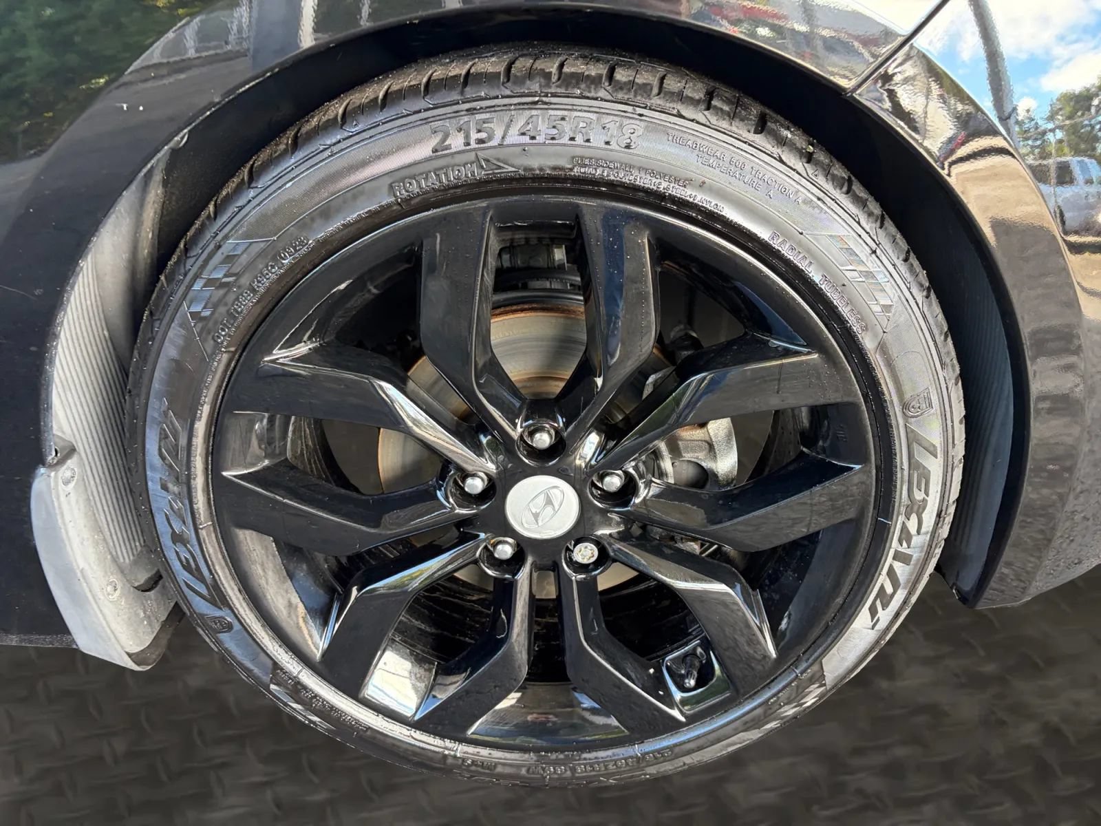 Used 2013 Hyundai Veloster w/ Style Pkg FWD image 33