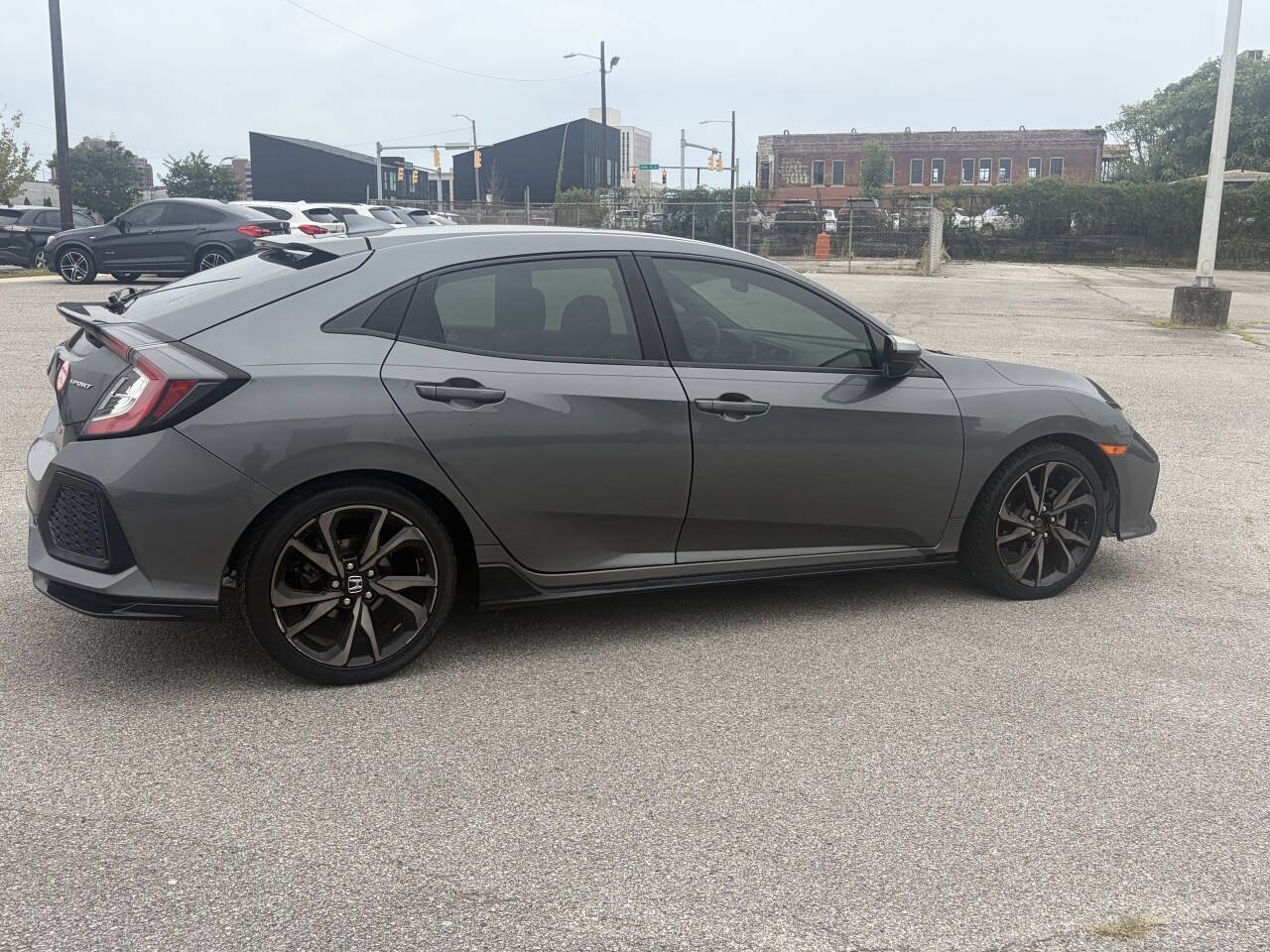 Used 2018 Honda Civic Sport image 4