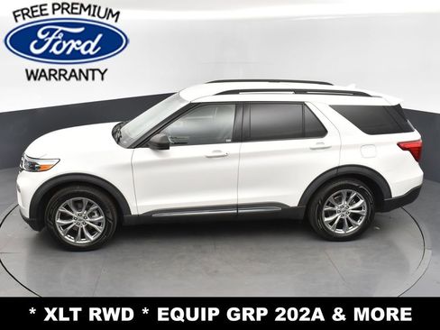 Used 2020 Ford Explorer XLT w/ Equipment Group 202A image 28