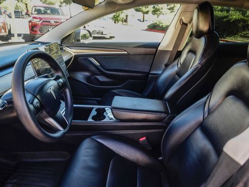 Used 2022 Tesla Model 3 Long Range image 22