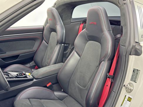 Used 2024 Porsche 911 Targa 4 GTS w/ Premium Package image 37
