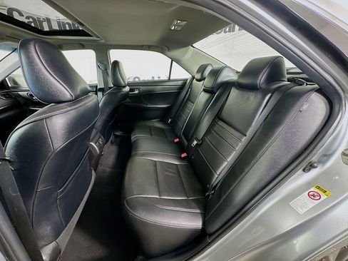 Used 2017 Toyota Camry XLE w/ Moonroof Package image 30