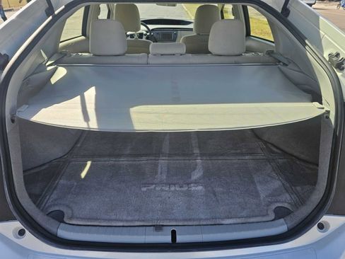 Used 2015 Toyota Prius Two image 26