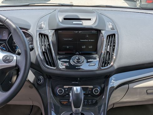 Used 2015 Ford Escape Titanium w/ Equipment Group 301A FWD image 20