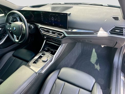 Used 2023 BMW 330i xDrive Sedan w/ Premium Package image 34