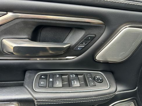 Used 2021 RAM 1500 Limited AWD/4WD image 12