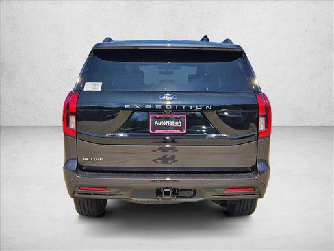 New 2026 Ford Expedition Active RWD image 8