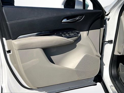 Used 2019 Cadillac XT4 Luxury w/ Trailering Package FWD image 20