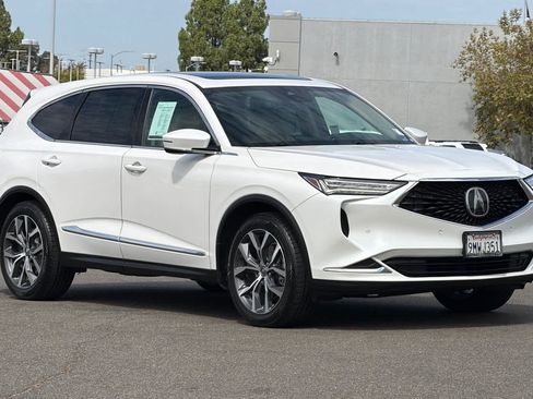 Used 2024 Acura MDX SH-AWD w/ Technology Package image 5