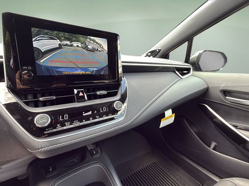 Certified 2025 Toyota Corolla XSE FWD image 32