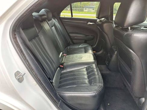Used 2015 Chrysler 300 S w/ 300S Premium Group RWD image 8