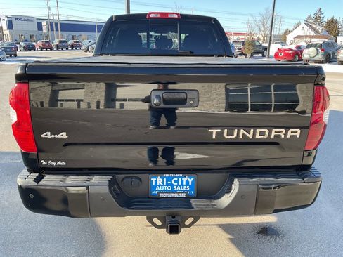 Used 2016 Toyota Tundra SR5 image 6