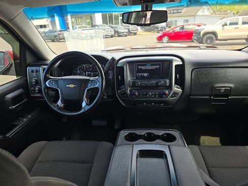 Used 2017 Chevrolet Silverado 1500 LT w/ All Star Edition AWD/4WD image 18