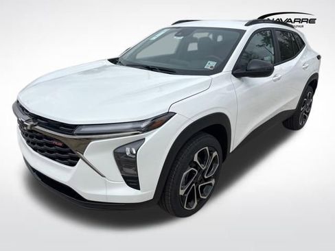 New 2026 Chevrolet Trax RS w/ Driver Confidence Package image 5