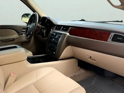 Used 2012 GMC Yukon SLT w/ SLT-2 Equipment Package RWD image 26