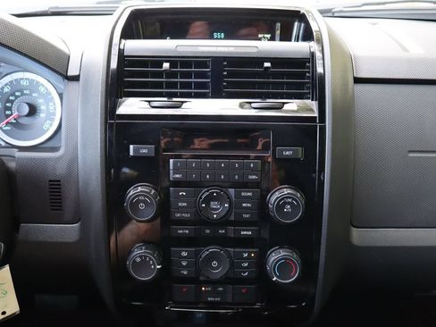 Used 2012 Ford Escape Limited AWD/4WD image 33