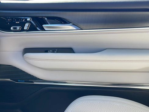 New 2026 Jeep Grand Wagoneer Summit AWD/4WD image 21