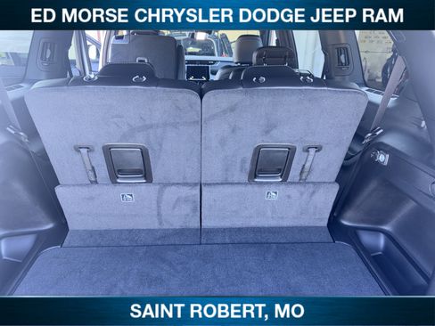 New 2025 Jeep Grand Cherokee L Altitude AWD/4WD image 36
