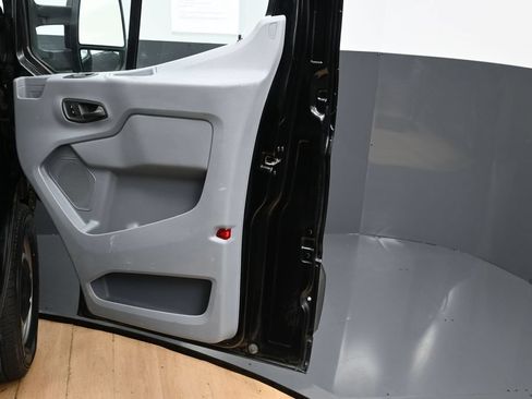 Used 2018 Ford Transit 350 XL RWD image 29