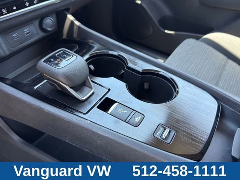 Used 2021 Nissan Rogue SV FWD image 17