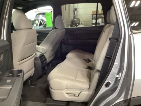 Used 2023 Honda Passport EX-L image 22