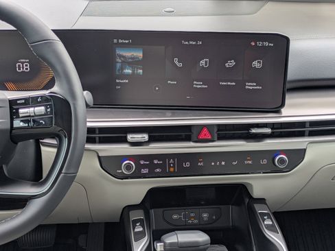 New 2026 Kia Sorento S w/ S Panoramic Sunroof Package FWD image 24