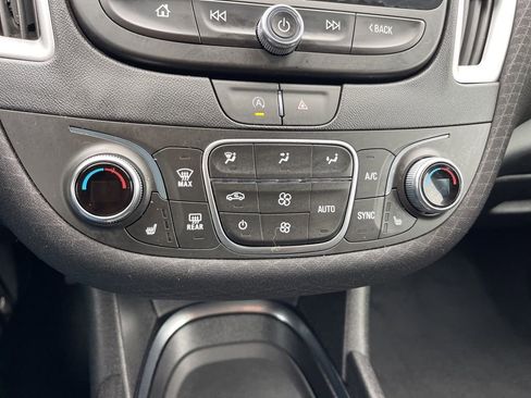 Used 2024 Chevrolet Malibu LT image 12