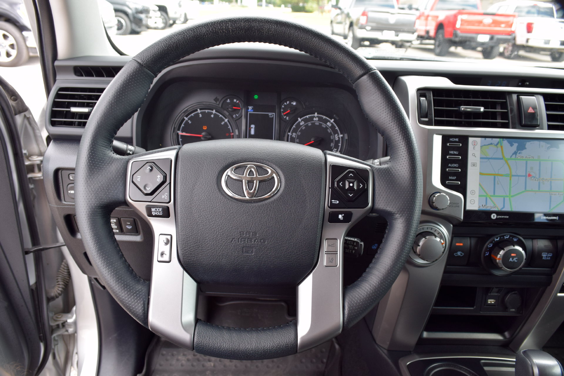 Used 2023 Toyota 4Runner SR5 Premium w/ Moonroof Package RWD image 6