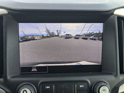 Used 2023 GMC Terrain SLE w/ Driver Convenience Package image 23