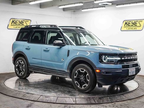 Used 2022 Ford Bronco Sport Outer Banks w/ Tech Package image 5