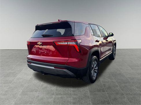 Used 2025 Chevrolet Equinox LT image 6